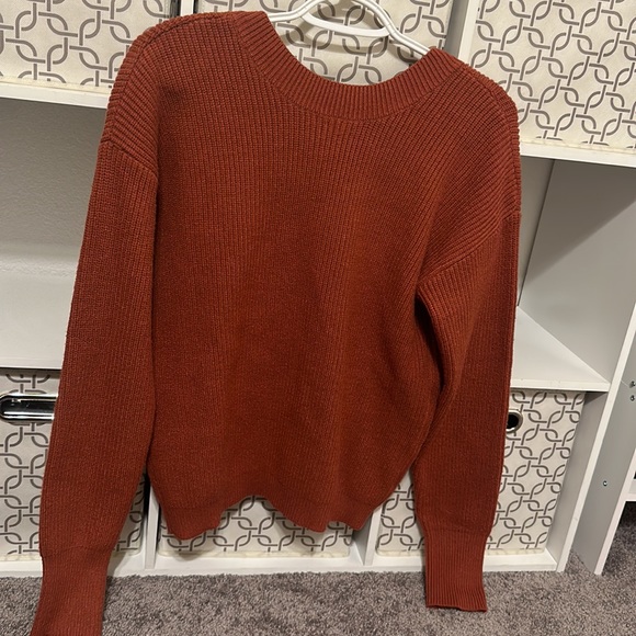 Lulu’s - Rust Brown reversible sweater - Picture 2 of 7